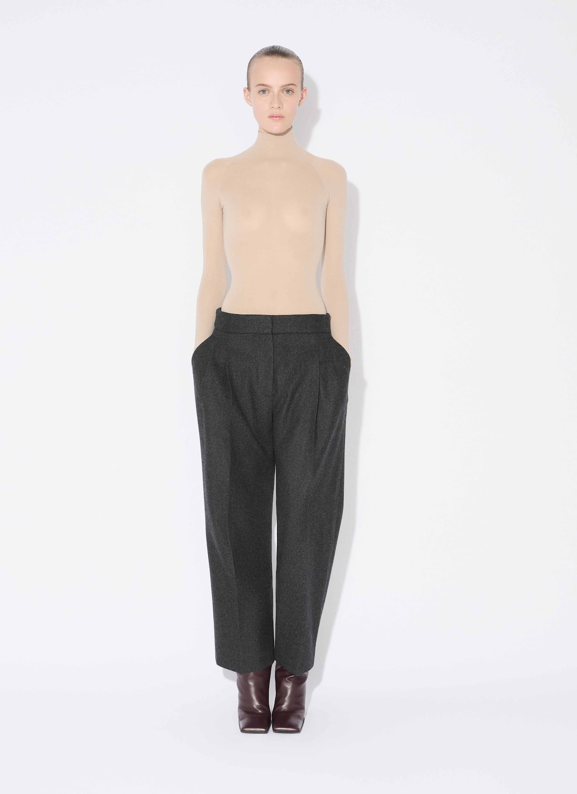 HIGH NECK SECOND-SKIN KNIT BODYSUIT ALAÏA MASTIC HIGH NECK SECOND-SKIN KNIT BODYSUIT